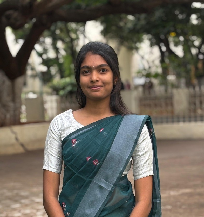 Oviya, Team Lead